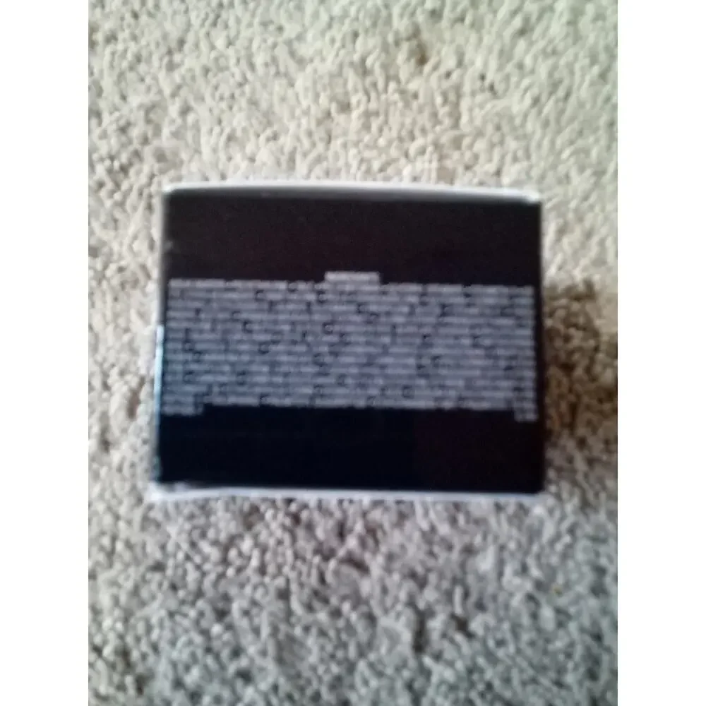 NIB CHANEL Le Lift Firming Anti wrinkle Lip& Contour Care .5oz